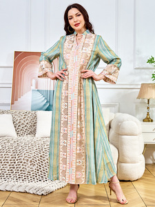 Estación de Comercio Exterior Independiente <span class=keywords><strong>para</strong></span> Fábrica de <span class=keywords><strong>Ropa</strong></span>: Nuevo Vestido de Noche de Primavera con Estampado Floral y Lentejuelas, Largo hasta el Suelo, Corte en A - Product Image 1