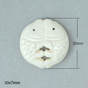 จี้รูปปลากระดูกธรรมชาติแกะสลักด้วยมือสีเหลืองสีขาวสำหรับทำเครื่องประดับ DIY - Product Image 6