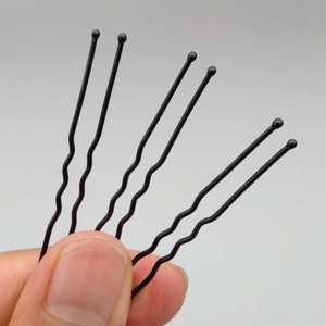 Q & Y 100 pièces/boîte personnalisé de haute qualité 70mm 60mm 50mm pinces à <span class=keywords><strong>cheveux</strong></span> fortes <span class=keywords><strong>noir</strong></span> U forme en vrac épingles à <span class=keywords><strong>cheveux</strong></span> en métal pour chignon Salon - Product Image 6