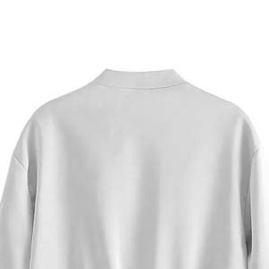 Chaqueta bomber de satén personalizada para mujer, ligera, con cremallera, brillante, con logotipo personalizado, también disponible para hombre. - Product Image 3