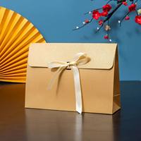 Sac cadeau en papier de luxe écologique durable personnalisé avec poignées torsadées et ruban pour bijoux, montres, lunettes, emballage de boutique