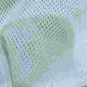 Tissu en maille 100% polyester antistatique ignifuge à motif chevrons, tissu d'entoilage léger pour chaussures - Product Image 3
