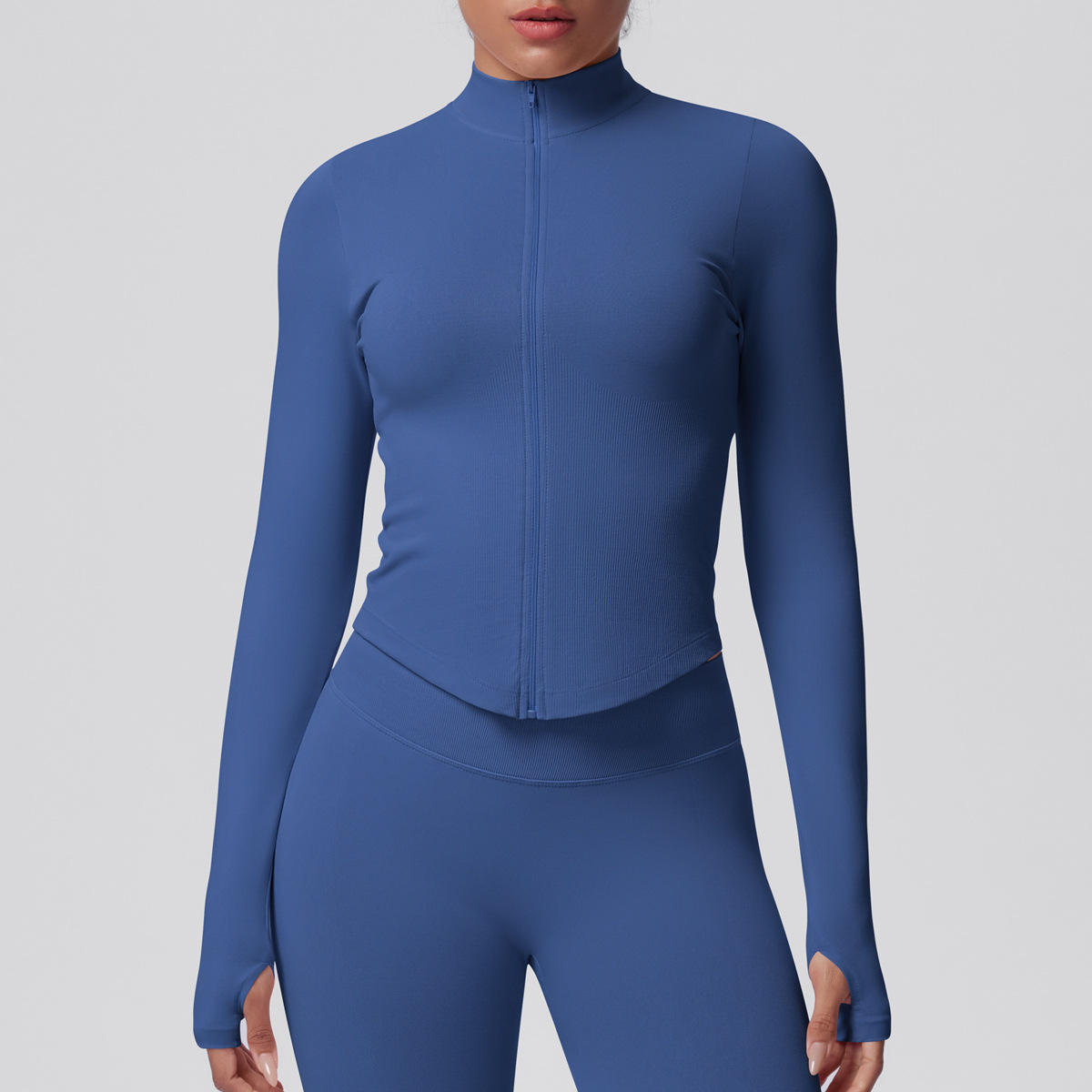 เสื้อโค้ทสีเทาอมฟ้า