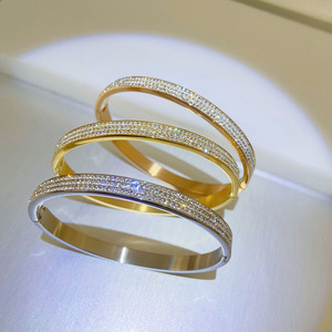 Tiên Tiến Cảm Giác Hot New Nữ Joker <span class=keywords><strong>Bangle</strong></span> Không Phai Thép Không Gỉ Vòng Đeo Tay Với Kim Cương-nạm Đơn Giản Phong Cách Hợp Thời Trang - Product Image 3