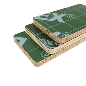 Contreplaqués en bois dur 3mm-25mm Bouleau/<span class=keywords><strong>OSB</strong></span>/Paulownia/Pin Colle WBP Emission E2 Design Moderne Contreplaqué Filmé pour la Construction - Product Image 1
