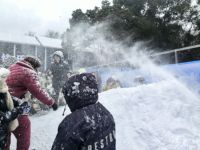 Machine à neige haute efficacité pour stations de ski, machine à neige mobile centrale, jeux d'enfants, fête, sports d'hiver