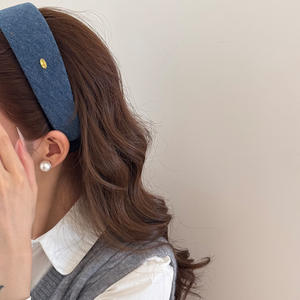 Bandeau large en tissu tricoté avec étiquette dorée, style coréen automne/hiver, 14 cm, pour femme, idéal pour les fêtes et le quotidien - Product Image 1