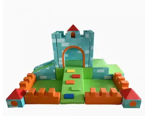 带球坑设备幼儿园室内游乐场的软游戏城堡