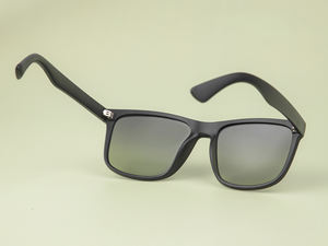 Gafas de Sol Recicladas de Marca con Logo Personalizado del Fabricante, Moda UV400 para Hombre y Mujer, Gafas de Sol Clásicas Deportivas Unisex Polarizadas - Product Image 6