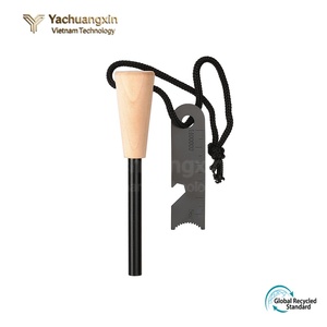 Allume-feu portable léger pour l'extérieur avec manche en bois, outil de survie multifonctionnel pour le camping, la randonnée et l'utilisation en milieu sauvage - Product Image 6