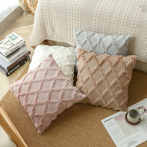 Cuscino Decorativo Quadrato Natalizio <span class=keywords><strong>in</strong></span> Stile Europeo di Lusso, Colore Crema-Kaki, Morbido Rivestimento <span class=keywords><strong>in</strong></span> <span class=keywords><strong>Lana</strong></span> Intrecciata - Product Image 6
