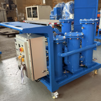 Machine compacte mobile de conditionnement d'huile transformateur et de filtration de fluide diélectrique