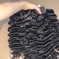 Meilleures ventes : Lots de cheveux bouclés birmans, fournisseur en gros, extensions de cheveux bruts à cuticules alignées, tissages bouclés indiens, noir naturel