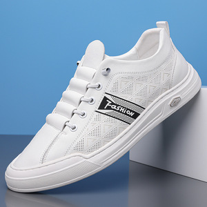 Baskets blanches respirantes perforées à talon bas pour hommes, chaussures décontractées avec semelle extérieure en caoutchouc et semelle intermédiaire en EVA, design tendance, origine Wenzhou - Product Image 1