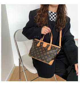 Sac de bureau rétro professionnel de grande capacité pour femme nouveau sac à main fourre-tout à bandoulière imprimé classique de taille personnalisée populaire - Product Image 2
