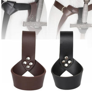 戦術的な中世風調節可能なPUレザー製剣ホルスターショルダーストラップシース鞘、アウトドアアクティビティコスチューム用 - Product Image 1