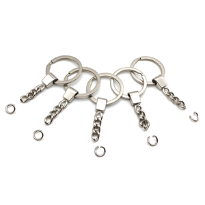 Porte-clés plat en métal de 30mm Porte-clés rond en métal avec chaîne à quatre maillons en alliage pour cadeaux Porte-clés Accessoires - Product Image 1