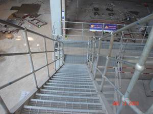 Rejilla de Acero para Escaleras, Rejilla de Drenaje, Cubierta para Zanjas, Rejilla Industrial para Escaleras para Construcción - Product Image 6