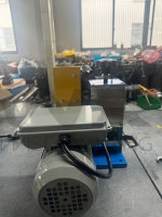 Vente chaude : Dénudeur de câbles électriques W-025M, machine à dénuder les fils, machine à dénuder les câbles usagés, machine de recyclage des fils de cuivre