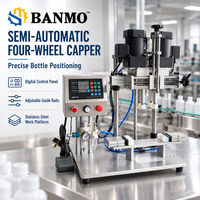Machine de capsulage semi-automatique à quatre roues BANMO avec panneau de commande numérique, rails de guidage réglables et plateforme de travail en acier inoxydable