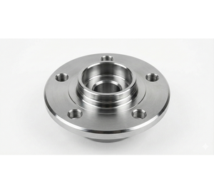 Ensemble de moyeu de roue en acier forgé robuste avec usinage CNC de haute précision, fabrication OEM personnalisée pour camions automobiles - Product Image 2