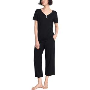 Ropa de Mujer Premium, Conjunto de Pijama de Mujer, Top de Manga Corta de Viscosa de Bambú Suave, Pantalones Capri, Ropa de Dormir de 2 Piezas - Product Image 3