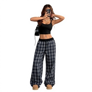 Pantalones de mujer personalizados de cintura alta, holgados, de pierna ancha, con estampado a cuadros negros vintage, tejidos, informales, estilo streetwear - Product Image 1