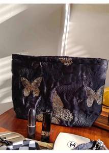 2025 New Black Gold Butterfly Niche High-End Women's Cosmetic <b>Case</b> Fashionable Portable Skin Care Product Storage Bag <b>Coin</b> Liner - Product Image 2