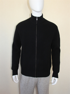 Classico Cardigan Invernale Traspirante con Cappuccio e Zip a Maglia Grossa in 100% Lana Merino da Uomo - Product Image 4