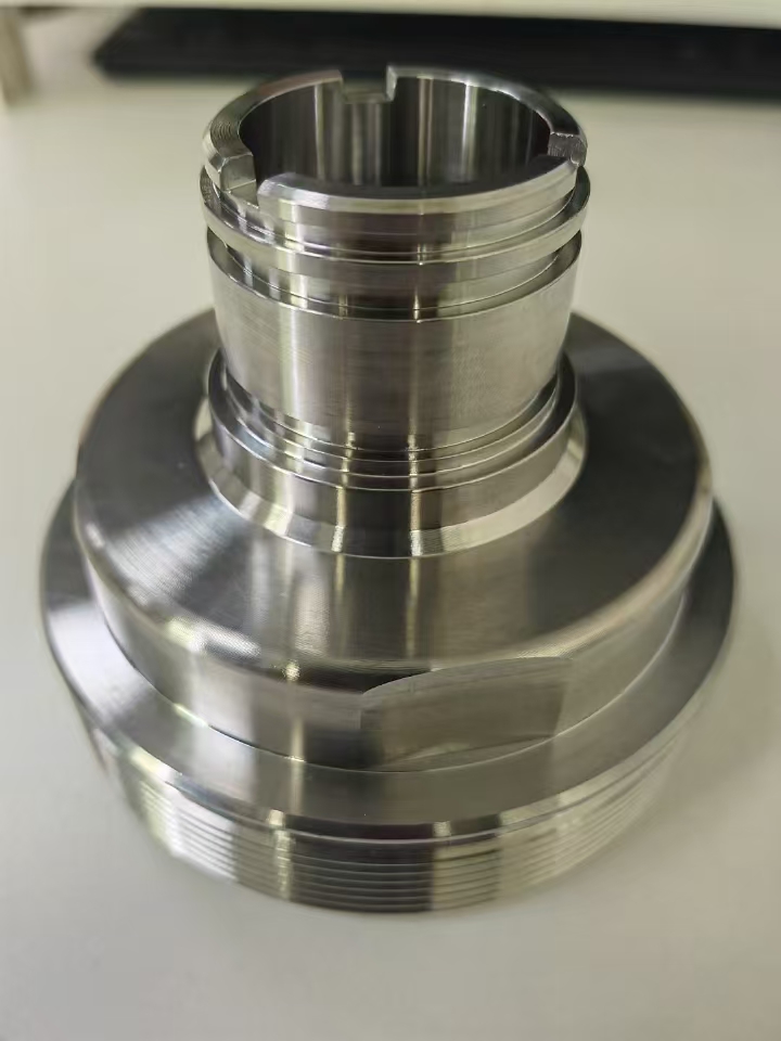 turbine wheel for jet engine