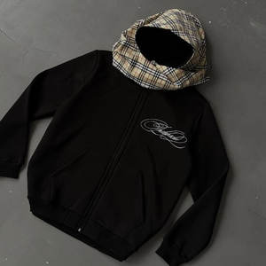 कस्टम स्क्रीन प्रिंट हेडस्कार्फ डबल लेयर भारी कपास 100% फ्रेंच टेरी क्रोप्ड 450 जीएसएम ड्रॉप कंधे हुडी - Product Image 3