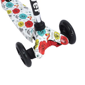 Trottinette enfant réglable 53cm légère avec frein au pied pour enfants de 3 à 6 ans - Product Image 2