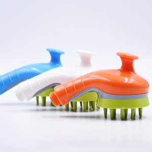 Tête de pulvérisation de bain en silicone spécifique aux chiens, mousseur de robinet de douche à pression pour le toilettage - Product Image 2