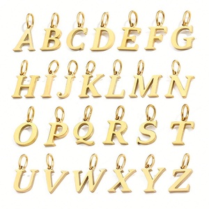 Colgantes Personalizados con Iniciales del Alfabeto de la A a la Z, Resistentes al Agua, en Acero Inoxidable con Baño de Oro de 18k, Estilo Gótico - Product Image 1
