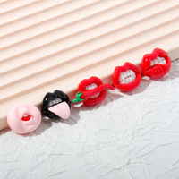 50pcs Flamme Rouge Lèvres Saint Valentin Rose Rouge À Lèvres Brillant Vampire Junk Téléphone Cas Ipadcase Décoration Charmes Bricolage Artisanat