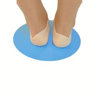 Protège-talons en gel de silicone confortables unisexe, chaussettes et manchons anti-humidité pour le camping en extérieur, soins des talons fendillés, personnalisables - Product Image 4