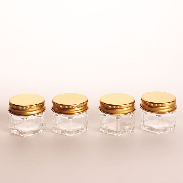 Wholesale Empty 15g 15ml 30g Mini Hexagon Glass Jam Jars Glass With Metal Food Storage Pickles Jar for Food Bulk Sale