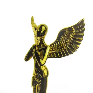 Trofeo all'ingrosso dell'ala dorata della resina Logam Sayap trofeo dell'angelo del metallo Oscar trofeo dell'angelo della fata
