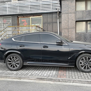 สเกิร์ตข้าง Amp-Z สีดำเปียโนลายคาร์บอนไฟเบอร์ สำหรับ Bmw X6 G06 M Sport 2019+ สไตล์แต่งภายนอก - Product Image 2