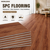 Plancher SPC MORLENX en grain de bois rouge brun, imperméable, résistant aux rayures, à noyau rigide, système de clic, pour projets hôteliers et de villas