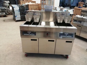 Friteuse électrique ouverte de style <span class=keywords><strong>Frymaster</strong></span> à grande capacité avec 3 bacs et panneau de commande pour poulet frit - Product Image 3