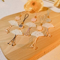 Pendentif de sac de style ancien, trèfle à quatre feuilles, décoration de chaîne de téléphone portable en forme d'éventail blanc