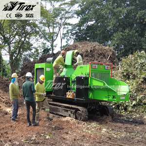 Astilladora de madera de potencia industrial de alta capacidad 220V Nueva condición para procesamiento de losas con motor central y componentes del motor - Product Image 1