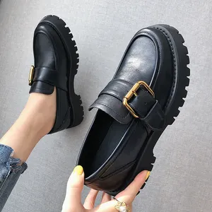 Großhandel koreanische flache dicken plattform-Atmungsaktive Schuhe Casual Platform Lightweight New Women Casual Shallow Flat Schuhe