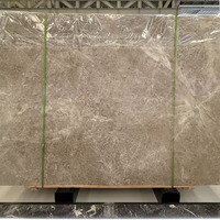 Grande dalle de marbre naturel poli Emperador Light d'Espagne pour plan de travail de cuisine, meuble-lavabo de salle de bain, revêtement mural et carrelage de sol