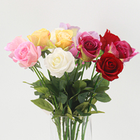 Realistische Diana Rose Hotel Familie Decoratie Verloopkleur Klein Hoofd Enkel Takje voor Afstuderen Valentijnsdag Kerstmis