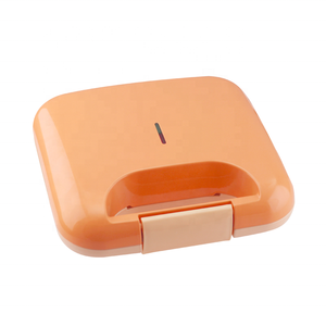 2024 nouveau Design 5 en 1 2 tranches Sandwich Maker avec 5 <span class=keywords><strong>multi</strong></span>-<span class=keywords><strong>plaques</strong></span> en option gaufre beignet Mini gâteau enfant nourriture plaque de cuisson antiadhésive - Product Image 5