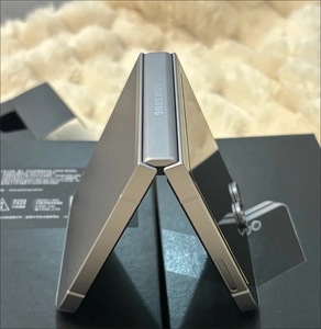 2025 Hot Bán 5 gam điện thoại thông minh Android điện thoại di động Hàn Quốc thương hiệu gốc Thương hiệu Mới cho Samsun Z lật 6 điện thoại - Product Image 5