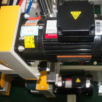 Machine de scellage automatique électrique GURKI de type H pour l'adhésion des coins et des bords des boîtes, cartons et emballages de produits chimiques