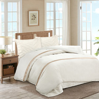 Parure de lit en velours hollandais pour le commerce extérieur, 4 pièces, housse de couette matelassée unie de style américain, couvre-lit brodé 3D